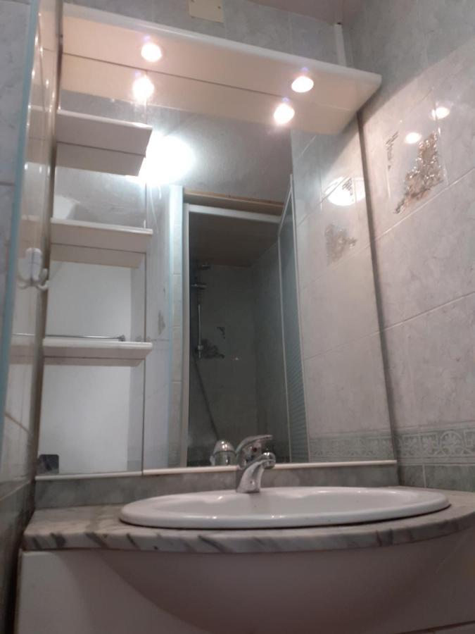 Appartement T1 Hyères Extérieur photo